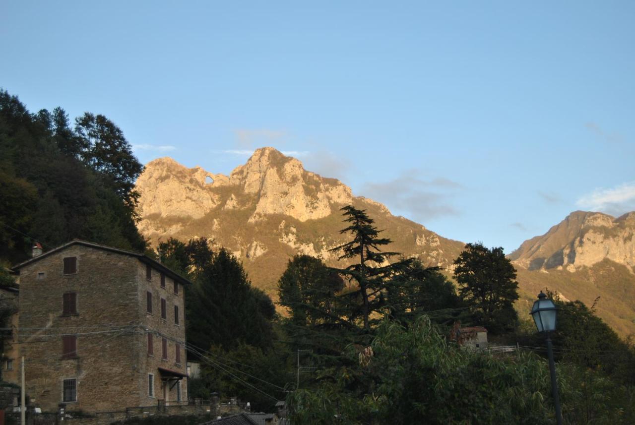 Pania forata hostel Stazzema Exterior foto